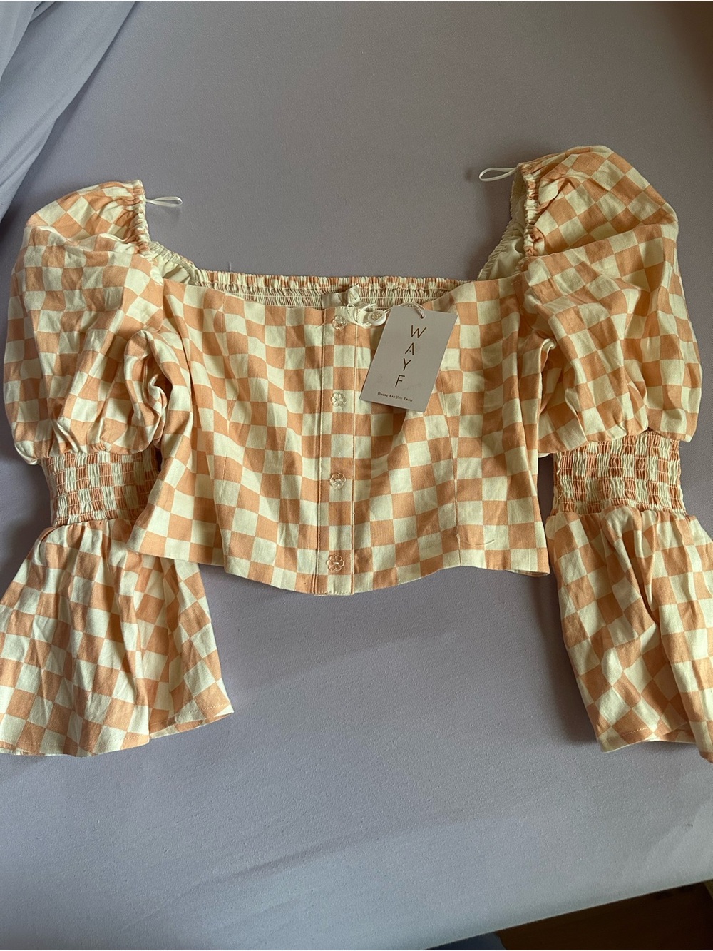Wayf Peach & Cream Checkered Puff-Sleeve Crop Blouse